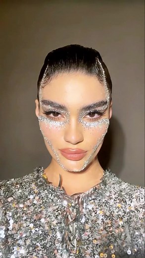 Christmas Party Makeup Look with Zoe Severini | Nikki Makeup