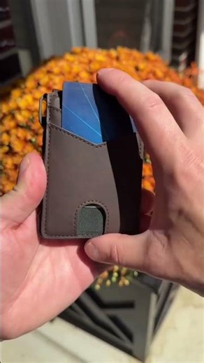 ✨ Minimalist Slim Wallet: Pop-Out Cards in 1 SECOND! 😱💼