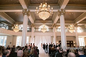 DoubleTree by Hilton Hotel Utica - Utica, NY - Wedding Venue