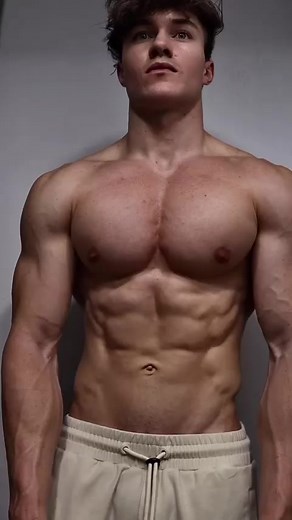 #المكملات_الغذائية_لكمال_الأجسام #ABONNEZ_VOUS_A_LA_PAGE #puch_up_challing #followme_to_get_you_all_new #exercicemusculation #protein_body #likeforlikes #lifestyle #music #reelsfb | مكملات غذائية لكمال الاجسام protéine bodybuilding