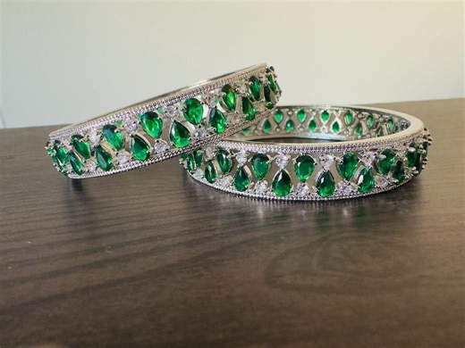 Emerald Green Bangles/indian Kada/pakistani Bangles/punjabi Kundan Bangles/ Indian Bracelets - Etsy