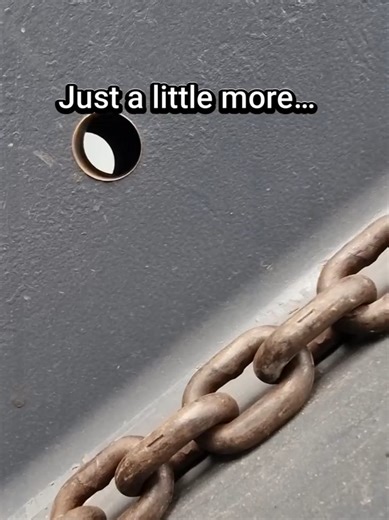 Aligning Steel Wall Brace Angles for Perfection