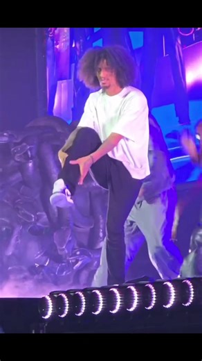 👑LARRY!!🔥🔥 JASON DERULO The Last Dance World Tour!! GLASGOW 01.29.26!! ✨@Larry Bourgeois 🎥: ashleighabsurd (igs) Via lestwinsburner (ig) Thank you for sharing your video!!✨ #lestwins