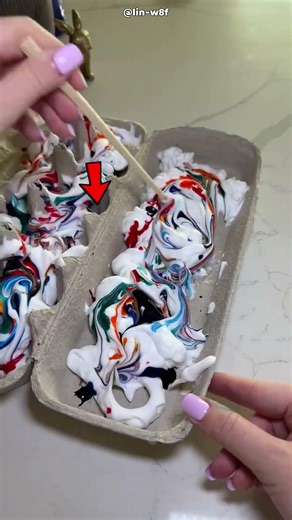 The perfect method for making Easter eggs 🤯