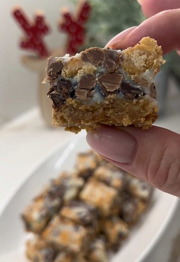 Easy Magic Squares: No-Bake Christmas Dessert Recipe
