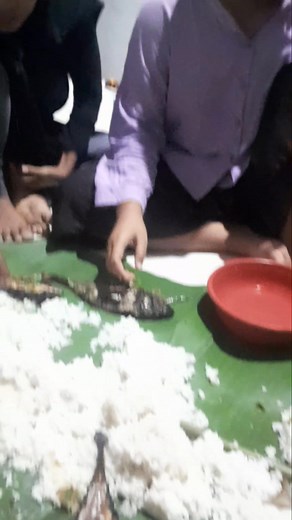 Cirihas orang sunda, kalo makan bareng #video #reel @sorotan | Rosanah Cemplon