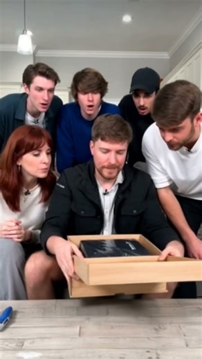 Unboxing My 200M Subscriber Play Button