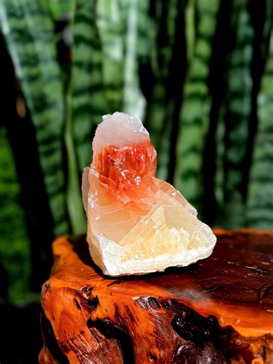 Red Calcite Crystal - for Increasing Motivation, Energy and Vitality - Root Chakra Crystal - Healing Crystal - Etsy