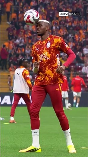 🟡🔴 Victor Osimhen'den, maç öncesi ısınmada şov! #shorts #galatasaray