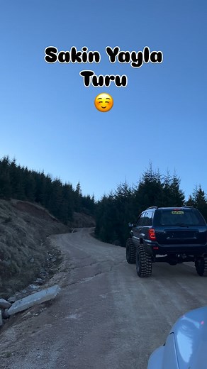 Sakin sakin yaylaya çıkıyor 🤗 #cotanakoffroad #istanbul #giresun #mercedesxclass #mitsubishil200 #vwamarok #isuzudmax #toyotalandcruiser #gopro #dji #fordranger #ladaniva #daciaduster #4x4 #outdoor #4wd #4wdaction #jeepsafari #offroadturkey #liftedtruck #liftedlife #nissannavara #jeepcherokee #toyotahilux #jeep #jeeplife #nissanpatrol | Çotanak OFF ROAD & Camping