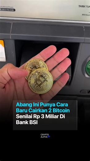 ABANG INI PUNYA CARA BARU CAIRKAN 2 BITCOIN SENILAI RP 3 MILIAR DI BANK BSI Dalam keterangan di video, abang ini mempunyai 2 keping bitcoin dia bilang 1 bitcoin itu bernilai Rp1,5 Miliar dan total ia memiliki Rp3 Miliar Kemudian dia masukan kartu ya di dalam ATM BSI dan mencairkan uang sekitar Rp Juta terakhir ia mengungkapkan