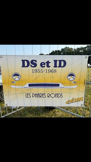 #citroenid#id#citroends#citroen#citroënclubitalia#citroënistianonimi#citroenfanphoto#citroenfan#citroenclub#citroenworld#citroenstyle#citrodays#citroenlovers#autodepoca#anni50#anni60#voitureancienne | Citroen Club Italia