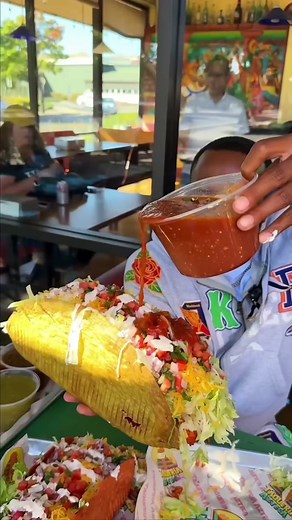 El Taco Mas Grande Del Mundo 🌮