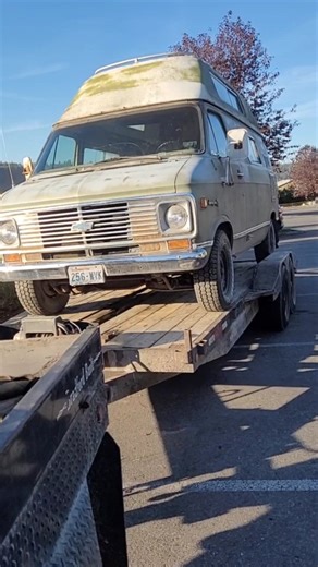 68 reactions | 1972 Chevy Chinook Western Van Part 7. Getting it ready by making sure all the lights are working and checking and changing the rear axle gear lube and cover gasket before delivering it to the new owner. | Big Trucks Low Bucks | Facebook