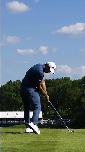 MUST watch Collin Morikawa swing, biomechanics below 👇 #golfswing #golf #golffitness