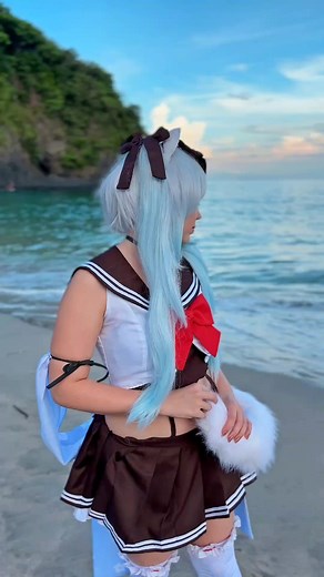 Cosplay Sailor Outfit by the Beach: A Stunning Pose