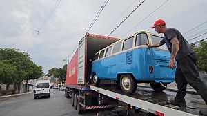 If you dream of having a VW T1 delivered to your door in complete safety, contact us and we'll make it happen. Contact: Whatsapp: 55 11 94145-0508 cassio@combikombi.com | Combi Kombi