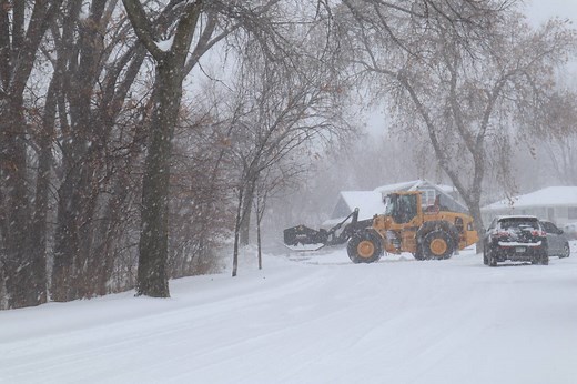 Farmers’ Almanac reveals its snow forecast for winter 2025-26 in Minnesota