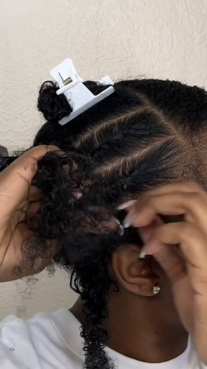 4.6K views · 26 reactions | Don’t know how to braid? Try this Twist 珞...