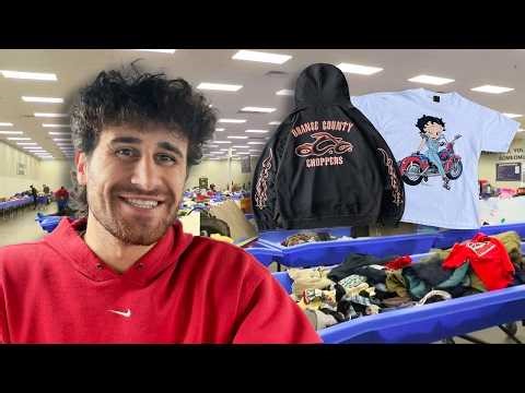 I Found Some Crazy Vintage Grails at the Goodwill Bins!!