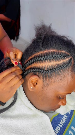 Expert Hairstyle Tutorial for Curly Hair at Geecurly Salon