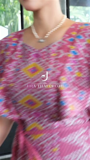 74K views · 1.4K reactions | งดงาม 勺 #แฟชั่นผ้าไทย #ใส่ผ้าไทยให้สนุก #เดรสผ้าไทย #จิราผ้าไทย #ผ้าไทยใส่ออกงาน | จิราผ้าไทย - Jira Thai Cloth | Facebook