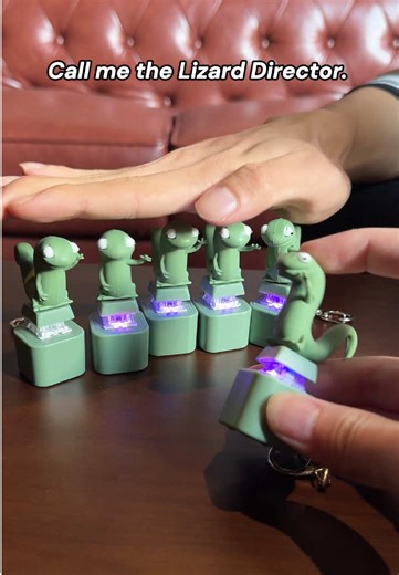 Funny Lizard Keychains for Fidget Toy Lovers