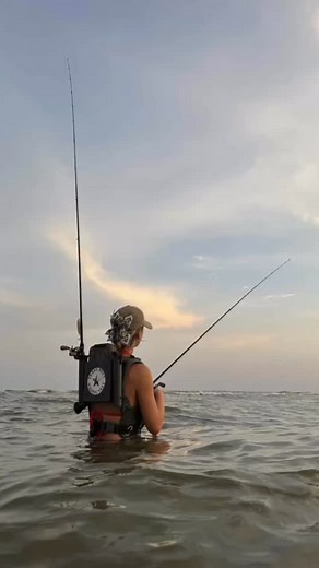 Get him a Texas Best Wading Vest this year! $134.99 He will love it!!! Trust! #wadefishing #christmasgiftideas #giftsforhim #giftsforfishermen #wadevest #puro956 #roysbaitandtackle #hooklineandsinker #rockporttackletown #anglersanonymous #cca #sea2swampoutfitters #ellzeysbiloxi #lcd956baitandtackle #swp #waterloooutfitters #stxarcheryoutdoors #matagordaoutfitters | Texas Best Wading Vest