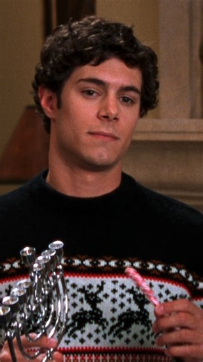 Prime Video AU & NZ | Hands up if you celebrate Chrismukkah ✋🕎🎄 | Instagram