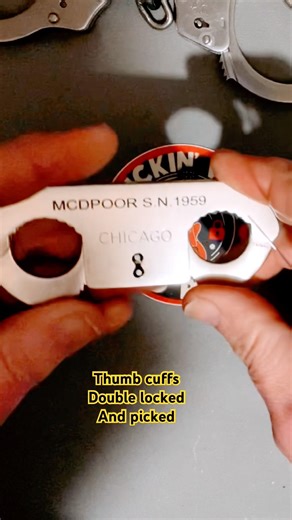 Thumb cuffs. #handcuffs #edc #shacklemen #escape# thumbcuffs#hobby#figets