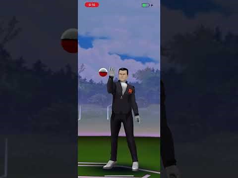 How to defeat GIOVANNI with Persian, Garchomp, Regirock in Pokemon Go