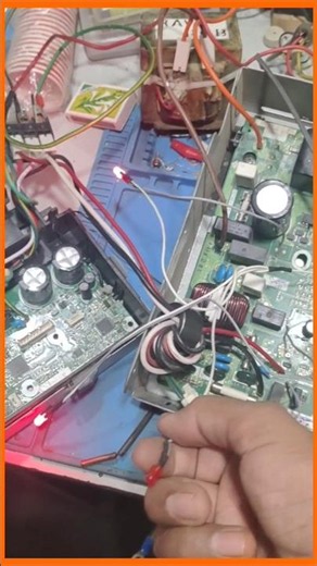 ❄️ Daikin AC Compressor Not ON? Fault Found & Repaired! 🔧⚡ #Shorts #DaikinAC #ACRepair