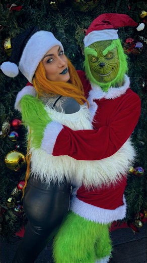 Lena🌱Scissorhands on Instagram: "THE GRINCH THOUGHT HE COULD STEAL OUR TOUR… 😤 Bad idea. I chased him, slammed him, opened the box… and turns out he was hiding Mutation Phase show tickets 😅 So yeah, we’re giving them away❗️ 🎟 GIVEAWAY DETAILS 🎟️ 🔥 3 EU/UK tickets – 3 winners 🔥 3 US tickets – 3 winners 👉 All you have to do: 1️⃣ Comment GRINCH MUTATION + the country where you want to attend the show2️⃣ Share this reel to your Story and tag @infectedrain_official I will choose the random wi