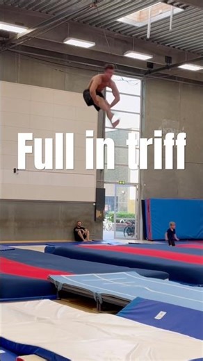 My first pike full in triff on tumbling track🌪️