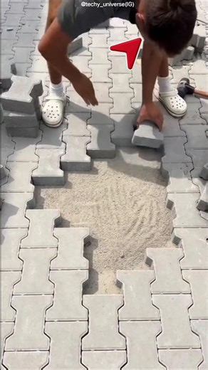 Smart Man Outsmarts Worker’s Trick 😲 #shorts