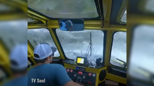 Supercharged Jet Boat Goes Whitewater Riding In Idaho