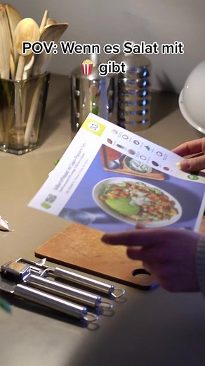 Süßkartoffelsalat mit Cajun-Popcorn-Tofu Rezept | HelloFresh