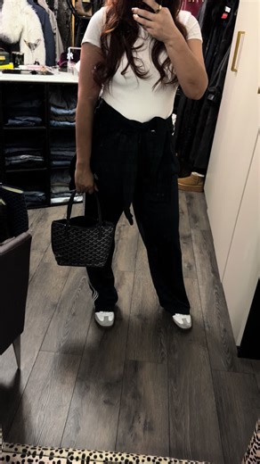 Workout gear, change of clothes, mini skincare, deodorant. One tote, two vibes. 5 colors   3 sizes. best holiday gift. Tap to shop. #tiktokshop #tiktokshopcreatorpicks #tiktokshopfalldealsforyou #WhatsInMyBag #tiktokshopblackfriday