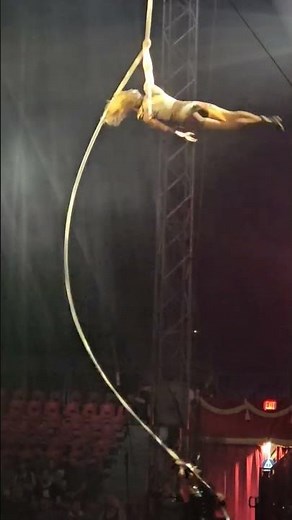 🎪 Amazing Rope Swing Spin! | Circus Vargas Daring Aerial Act 💫🔥