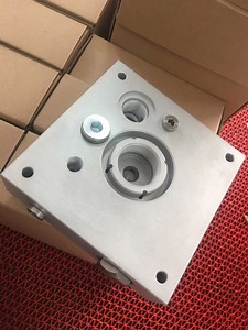 [Hot Item] CNC Machining Aluminum Pump Manifold Block