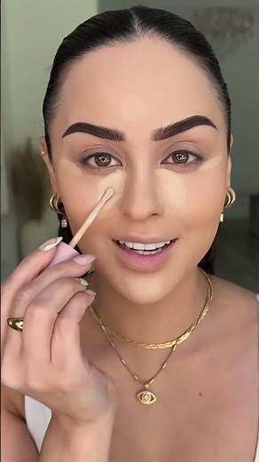 Latina Baddie Makeup l Christen Dominique