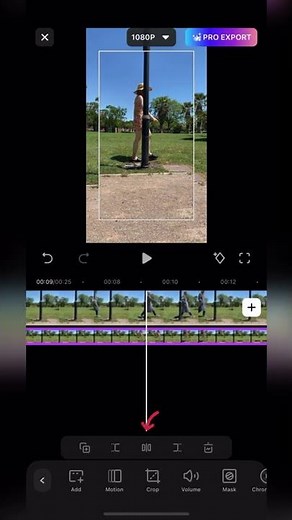 How to make a hot TikTok outfit transition with masking [ FilmoraGo Tutorial ]