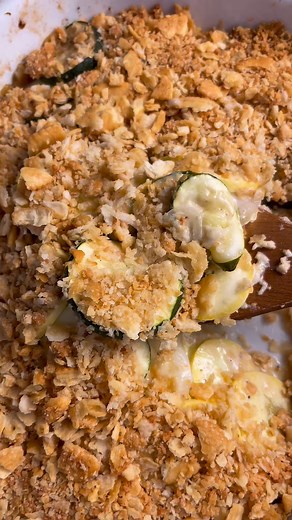This Zucchini Squash Casserole is the perfect vegetarian addition to your Thanksgiving dinner. It’s creamy, cheesy, buttery, and topped with the most irresistible Ritz cracker crust. ✨If you’d like the full recipe sent to you, just type “SEND” below in the comments 👇 https://www.stephreallife.com/zucchini-squash-casserole/ Be sure to save this video for later and share 💌 📲 Follow along so you don’t miss any recipes! 🌟 If you’d love it please leave a 5 star ⭐️ review on my blog! I would great