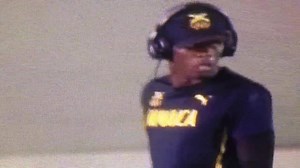 Meanwhile..󾌵 #PrycelessMoment Via: TVJ | Shelly-Ann Fraser-Pryce