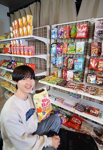 コンビニのお菓子を大量購入してみた！