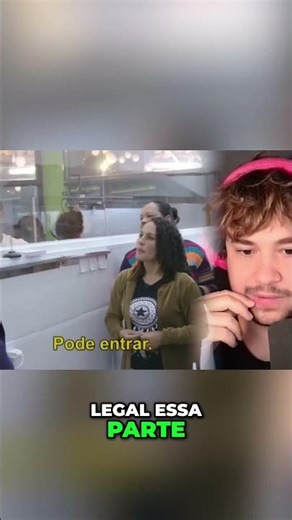 Funcionários Felizes no Restaurante: A Emoção que Contagia! #shorts #brino