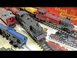 Tri-ang Railways R.56 Transcontinental 4-6-4 Tank Locomotive with R.117 Oil Tank Wagons