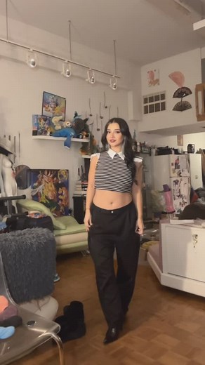 Amanda Arcuri on Instagram: "qt fit check ❤️‍🩹 #fitcheck"
