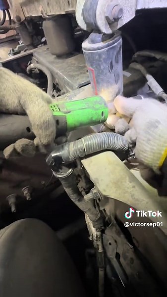 Freightliner Cascadia ACM Harness Replacement Tutorial