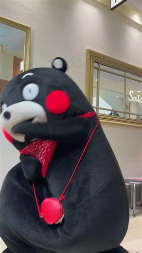 まんまくまモン (2/3) を踊る くまモン in くまもとあかいろフェア at 新宿高島屋